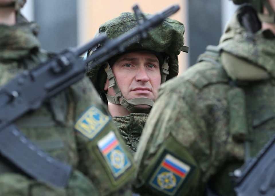 <p>Beyaz Saray Sözcüsü Jen Psaki ise  ABD'nin duruşunun net olduğunu ve Rus askerlerinin Ukrayna'ya geçmesinin "işgal" olacağını bildirdi.</p>

<p> </p>
