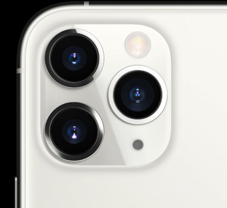 <p>Kameraya dair ilk verilen detay sensörle ilgili. iPhone 14, daha önceki modellerde olduğu gibi görüntü sensörünü Sony firmasından tedarik edecek. Ön kamera sensörünü ise Cowell ve LG Innotek firmaları karşılayacak.</p>

