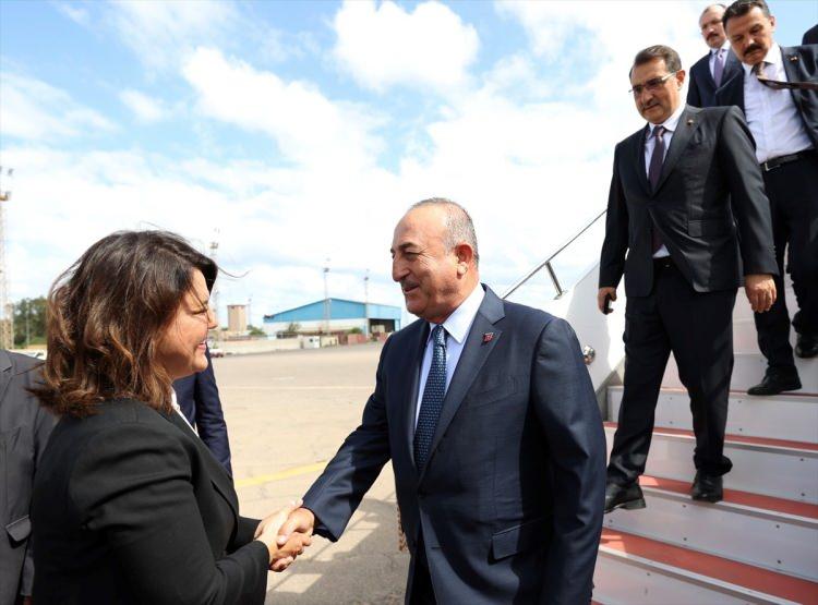 <p>Heyeti Uluslararası Mitiga Havalimanı'nda Libya Dışişleri ve Uluslararası İşbirliği Bakanı Necla Manguş karşıladı.</p>
