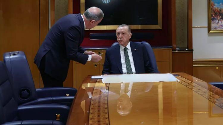 <p>Cumhurbaşkanı Recep Tayyip Erdoğan'ın hedef olarak gösterdiği yerlerdeki terör örgütü yuvalarını <strong>Suriye Milli Ordusu </strong>ile birlikte <strong>Türk özel kuvvet </strong>ve <strong>komandoları </strong>çembere alıp temizleyecek ve alan hakimiyeti sağlayacak.</p>
