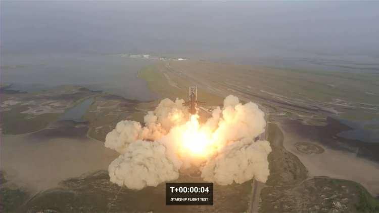 <p>NASA, SPACEX'İ TEBRİK ETTİ</p><p> </p><p> </p><p>Test uçuşu, SpaceX'in mevcut sınırlamaların ötesine geçen uzay araştırmalarını <a href=