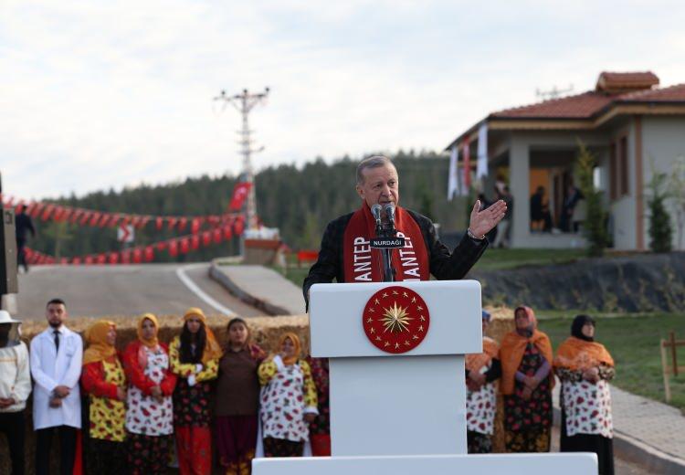 <p>Cumhurbaşkanı Erdoğan 