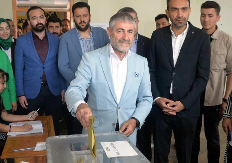 <p>Cumhurbaşkanı Seçimi ve 28'inci Dönem Milletvekili Seçimi'nde Mersin'de Hazine ve Maliye <a href=