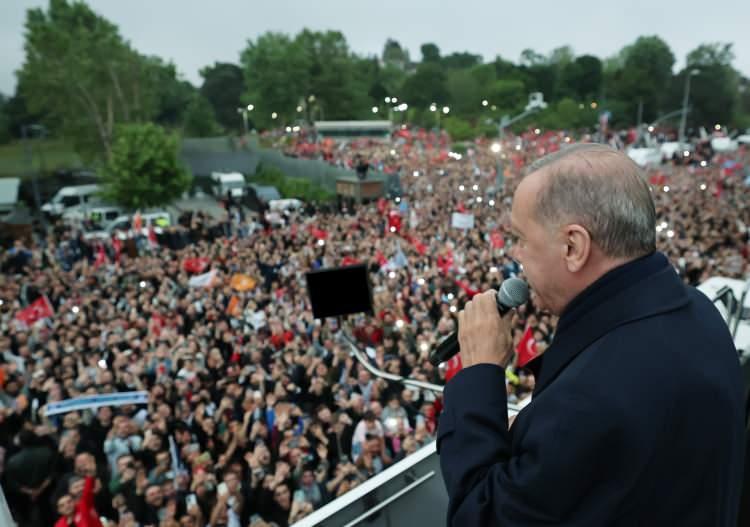 <p><strong>AKDENİZ BÖLGESİ</strong></p><p>Akdeniz Bölgesi'nde Burdur Erdoğan'ın, Isparta Kılıçdaroğlu'nun oy oranının en çok yükseldiği iller oldu. </p>