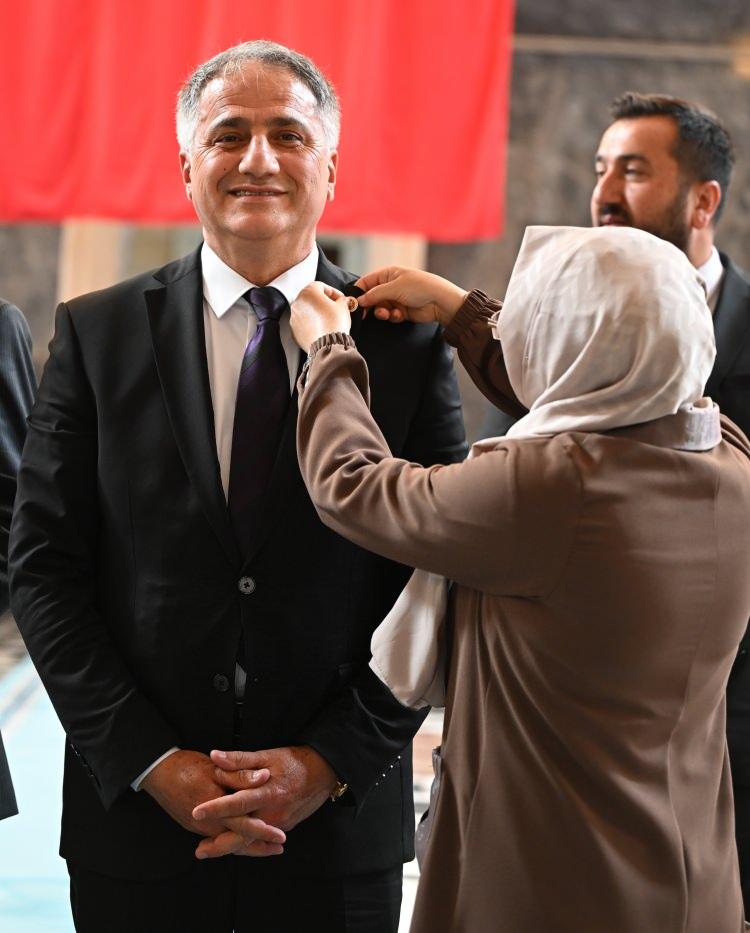 <p> AK Parti Zonguldak Milletvekili Saffet Bozkurt, kaydını yaptırdı.</p>
