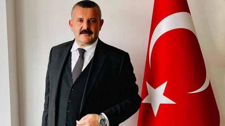 <p>25 haziran: İYİ Partili Gebze İlçe Başkanı Burak Uluköylü, görevinden ve partisinden istifa ettiğini <a href=