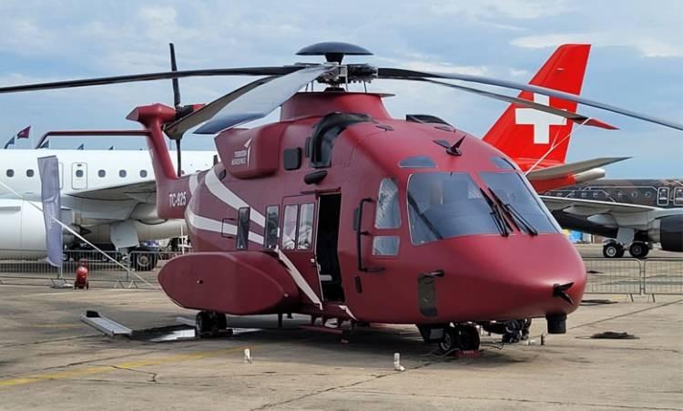 <p>T925 Genel Maksat Helikopteri ilk kez Paris Airshow'da sergilendi.</p><p> </p>