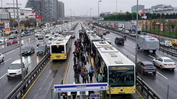 <p><strong>Silivri'ye metrobüs geliyor</strong></p><p>Amacımız İstanbul'un her yerinde <a href=