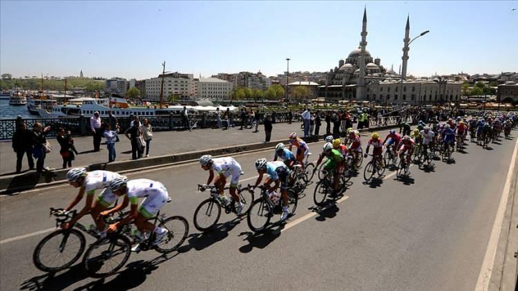 <p><strong>İSTANBUL'U BİSİKLET ŞEHRİ YAPMAK İSTİYORUZ</strong></p><p>İstanbul'da bisikleti cazip ulaşım aracı haline getireceğiz. İstanbulumuzu bu manada bisiklet şehri yapmak istiyoruz.</p>