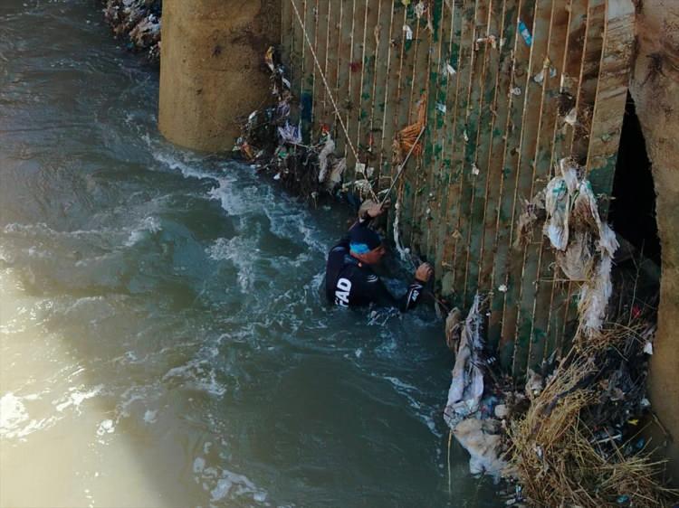 <p>Son dakika haberine göre; Diyarbakır'da kaybolan 8 yaşındaki Narin Güran'ın cansız bedeni 19. günde bulundu.</p><p> </p>