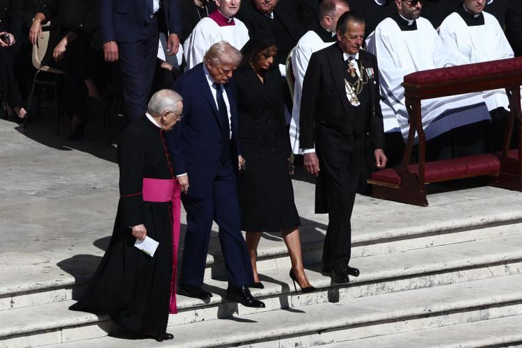 <p>Papa Francis'in cenaze töreninden görüntüler.</p>
