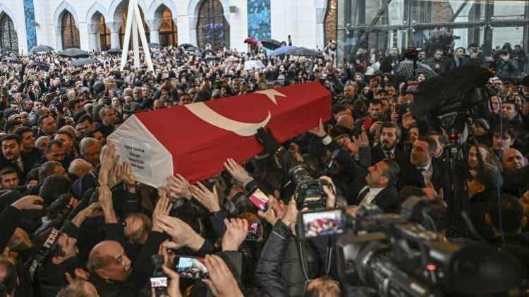 Ferdi haberleri <p>Arabesk müziğin usta ismi <a href=