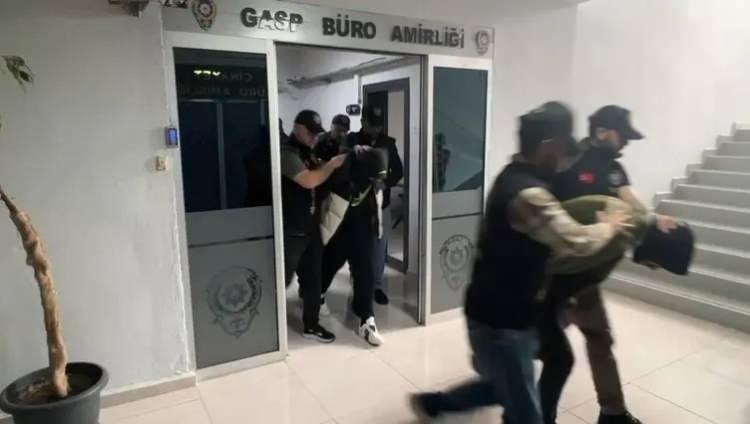 tarafından haberleri <p>58'ER YIL HAPSİ İSTENDİ</p><p>İzmir Cumhuriyet Başsavcılığınca <a href=