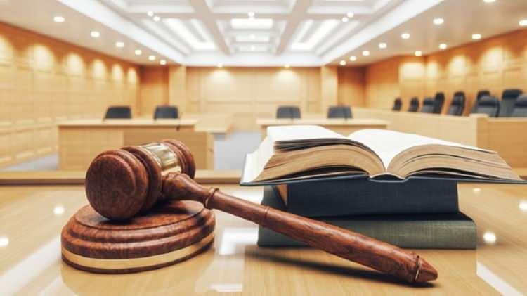 <p>Mevcut Ceza İnfaz Yasasına göre hükümlüler kasten işlenen suçlarda toplam bir yıl 6 ay, öldürme suçu hariç taksirle işlenen suçlarda ise toplam 3 yıl veya daha az süreli hapis cezasını hafta içi geceleri (19:00 ila 07:00 arası) yada hafta sonları cezaevinde kalarak çekebiliyor. </p><p> </p>