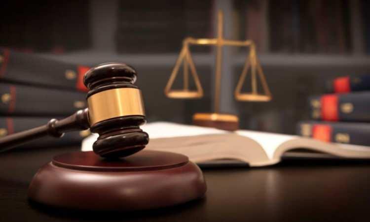 <p>75 yaşını bitirmiş kişiler bakımından da süre 4 yıldan 5yıla çıkartılıyor ve 28 hükümlü bu kapsama dâhil oluyor. 80 yaşını bitirmiş 24 hükümlü de 6 yıla kadar hapis cezalarını konutta çekebilecek.</p><p> </p>