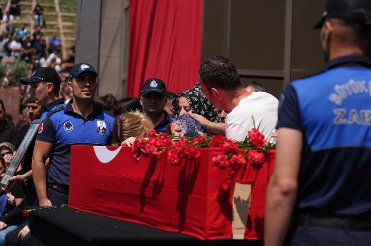 <p>Özel konuşmasında Ferdi Zeyrek'in Manisa sevdasından bahsederek;
