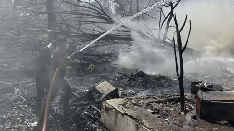 <p>Uçakta 169 Hindistan, 53 İngiliz, 7 Portekiz ve 1 Kanada vatandaşı bulunuyordu. </p>

<p> </p>

