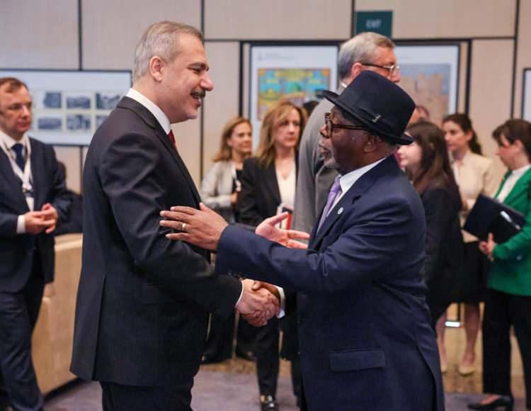 <div>AÇILIŞ KONUŞMASINI BAKAN FİDAN YAPACAK</div><div> </div><div>Bakan Hakan Fidan, bir önceki DBK Dönem <a href=