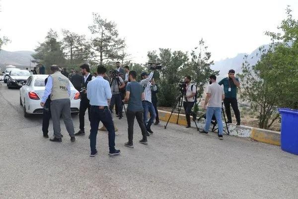<p>Süleymani’ye kentine dünya basınından yüzlerce gazeteci töreni takip etmeye geldi.</p>

<ul>
</ul>

