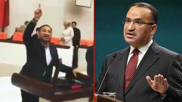 <p>Dönemin Adalet Bakanı Bekir Bozdağ yaptığı açıklamada FETÖ tarafından girilişilen bir kalkışma olarak nitelediği hareket karşısında ölüm dahi olsa duracaklarını beyan etti.</p>