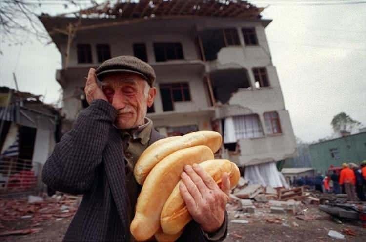 <p><strong>845 KİŞİ </strong></p>

<p> </p>
