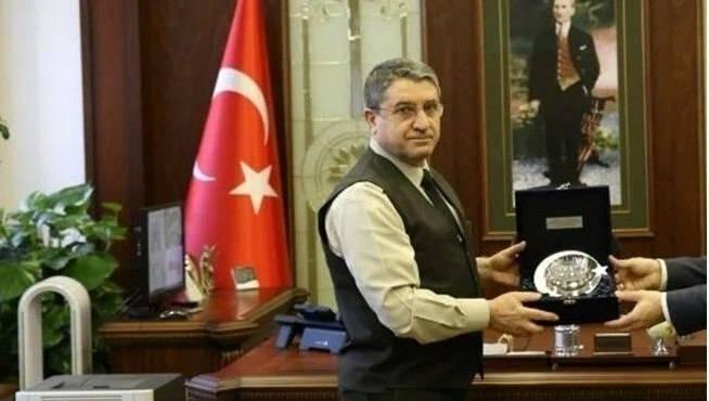 <p>Kara Kuvvetleri Komutanlığına 1’inci Ordu Komutanı Orgeneral Metin Tokel atandı.</p>
