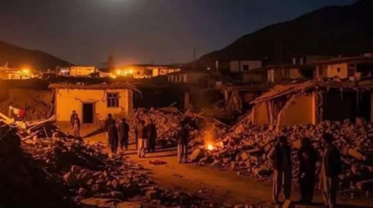 <p>Mücahid, "Ne yazık ki bugünkü deprem, doğu vilayetlerinde can ve mal kayıplarına yol açmıştır." ifadesini kullandı.</p>
