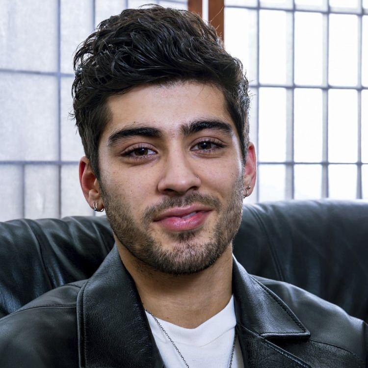 <p><span style="color:inherit"><strong><span style="color:rgb(178, 34, 34)">ZAYN MALİK</span> | FİLİSTİN</strong></span></p>
<p><span style="color:inherit"> </span></p>
<p><span style="color:inherit"><strong>Şarkıcı</strong></span></p>
<p> </p>