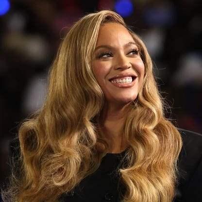 <p><strong><span style="color:rgb(178, 34, 34)">BEYONCE</span> | İSRAİL</strong></p>
<p> </p>
<p><strong>Şarkıcı</strong></p>