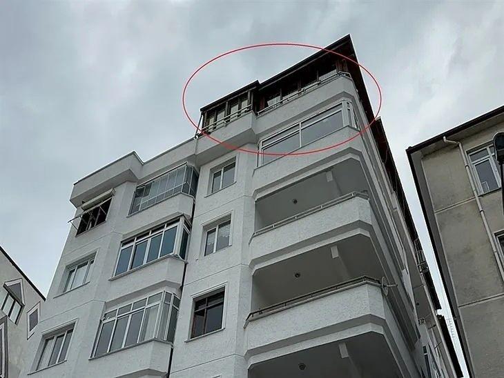 <p><strong>ARKADAŞ EVİNDE KALDILAR</strong></p><p>Yurtdışına kaçmaya çalışan Tuğyan Ülkem Gülter ile Sultan Nur Ulu'nun yakalanmadan önce hazırladıkları valizlerle binadan çıkış anlarına ilişkin kamera kayıtlarına ulaşılmıştı.</p>