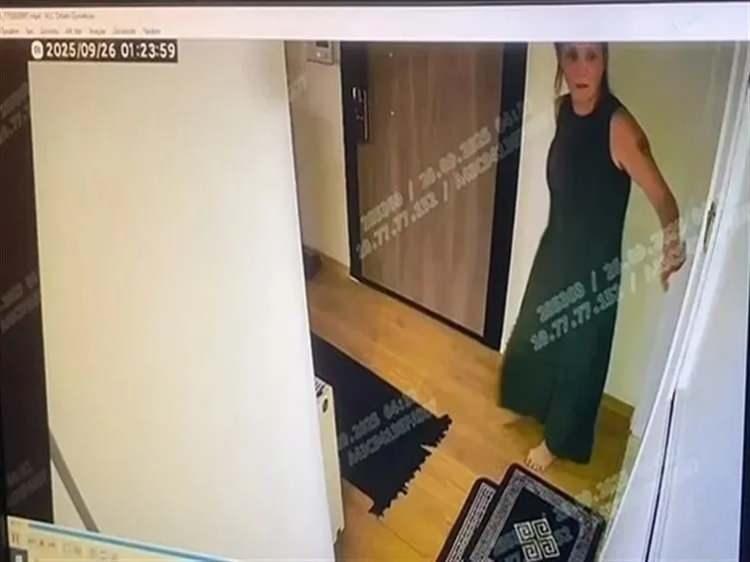 <p>Güvenlik kamerası kayıtlarında, Gülter ve Ulu ile ev sahibi genç kızın ellerinde bavulla binadan ayrıldıkları görüldü.</p><p> </p>