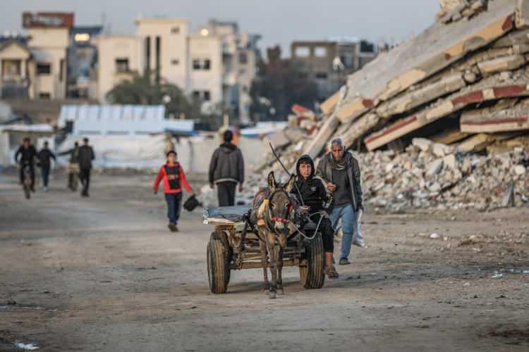 <p>İsrail, 10 Ekim 2025&rsquo;te yürürlüğe giren ateşkes anlaşmasına rağmen Gazze Şeridi&rsquo;ne yönelik ihlallerini sürdürmeye devam ediyor.</p>