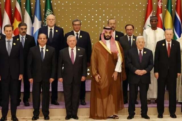 <p><font color="#b22222"><strong>ORTA DOĞU &Uuml;LKELERİ:</strong></font></p>

<p>%4,5</p>

<p>&nbsp;</p>
