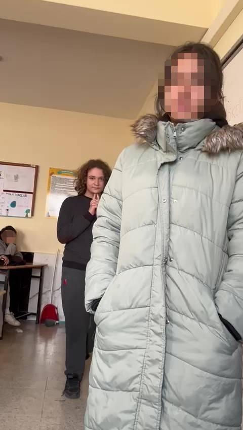 <p>İdarenin boş kalması, bu olayın olmasına b&uuml;y&uuml;k bir sebep oldu.&nbsp;</p>

<p>&nbsp;</p>
