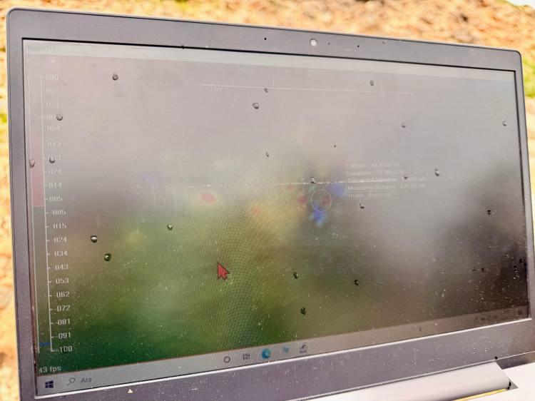 <p>ABD&rsquo;ye ka&ccedil;an ş&uuml;pheli Umut Altaş&rsquo;ın telefonunun G&uuml;listan&rsquo;ın son g&ouml;r&uuml;ld&uuml;ğ&uuml; yer olan Sarı Saltuk Viyad&uuml;ğ&uuml; b&ouml;lgesinde saat 19.28&rsquo;den 21.36&rsquo;ya kadar sabitlendiği, saat 22.08&rsquo;den itibaren de valinin oğlu Mustafa T&uuml;rkay Sonel ve koruma Ş&uuml;kr&uuml; Eroğlu&rsquo;nun da aynı b&ouml;lgeye gelerek Umut Altaş ile buluştukları, baz istasyonu verileriyle kesinleşti.</p>

<p>&nbsp;</p>
