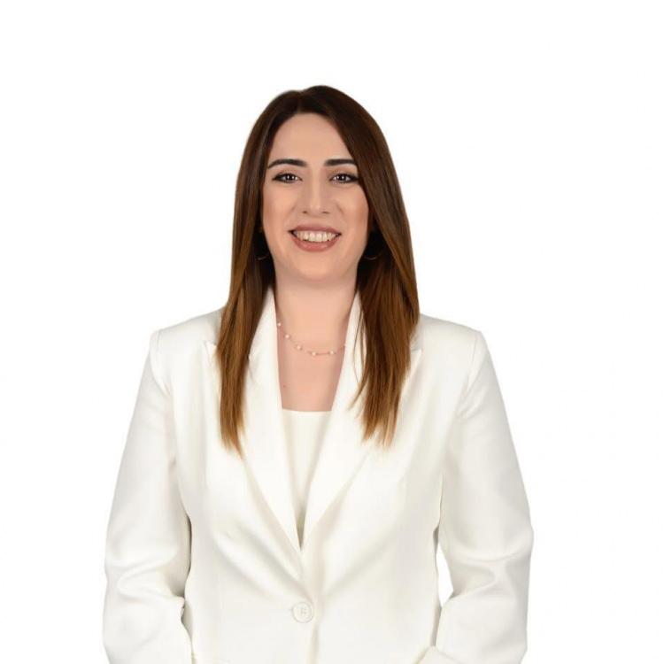 <p><span style="color:#B22222"><strong>&nbsp;ERBİL AYDINLIK</strong></span></p>
