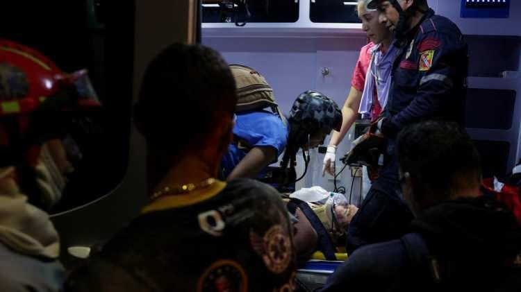 <p>Venezuela basınında yer alan haberlere g&ouml;re, başkent Caracas'a 39 kilometre mesafedeki Simon Bolivar Uluslararası Havalimanı, altyapısında meydana gelen ağır hasar nedeniyle kapatıldı.</p>
