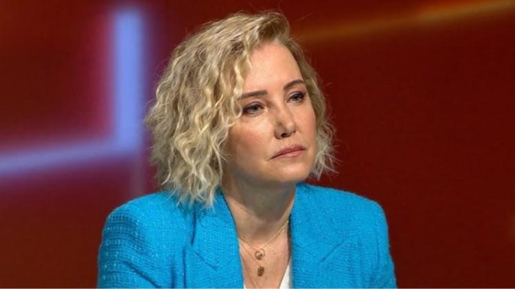 <p><strong>BERNA LA&Ccedil;İN</strong></p>

<p>&nbsp;</p>
