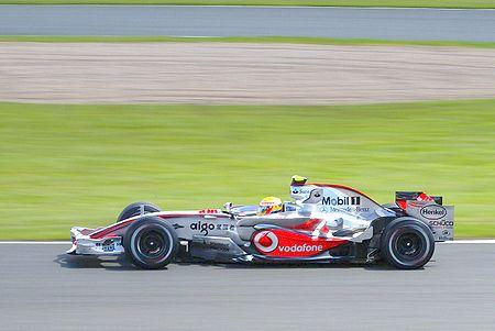 2. McLaren Mercedes 454