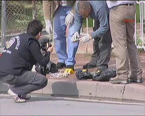 Kandil'de bomba eğitimi aldıktan sonra İstanbul'a gelen 35 yaşlarındaki kadın canlı bomba, Şişli'de yakalandı.