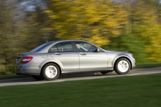 Mercedes-Benz, yeni C 180 K BlueEfficiency