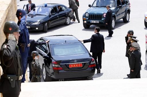 Yüksek Askeri Şura toplantısı Başbakan Erdoğan'ın başkanlığında Genelkurmay Başkanlığı Karargahı'nda başladı. Toplantıda albay ve generallerin terfileri görüşülüyor
