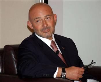 6- Ferit Şahenk
Şirket: Doğuş Holding
2011 serveti (milyon dolar): 2.700