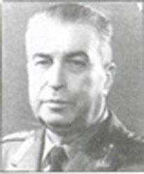 EMİN FAHRETTİN ÖZDİLEK
Doğum yeri: Bursa 
Doğum tarihi : 1898
Başbakanlık yaptığı tarihler: 27 Ekim 1961 - 20 Kasım 1961