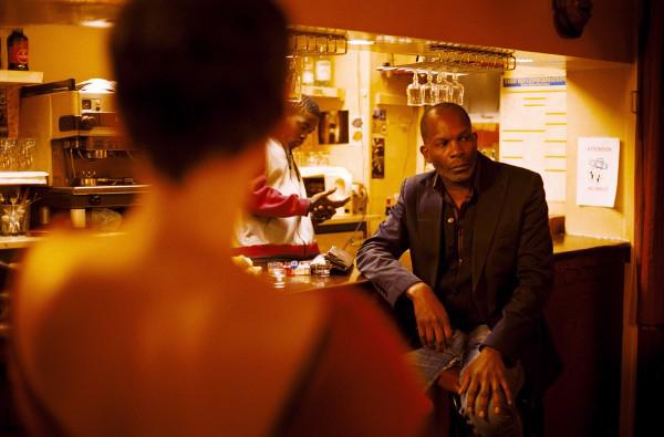 41 - 35 Tek Rom (Claire Denis, 2008)