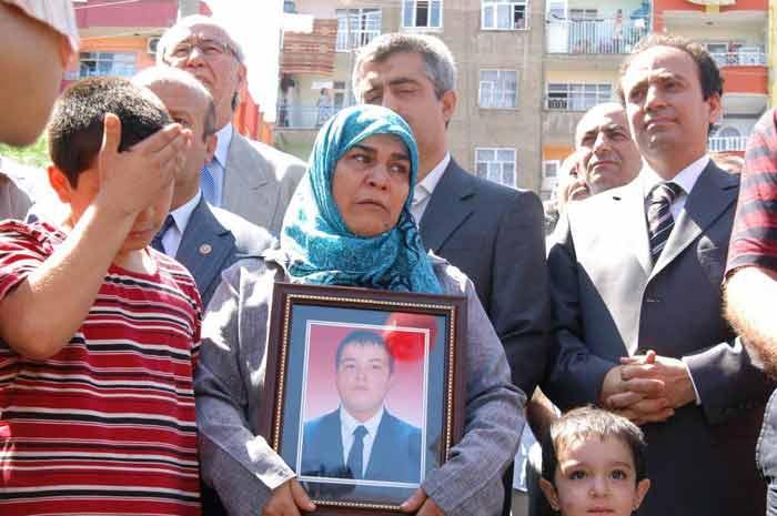 Yaşam Hakkı Anıtı açıldı