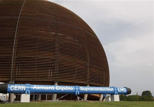 CERN deneyinden ilk fotoğraflar ve düğmeye basıldığı anlar