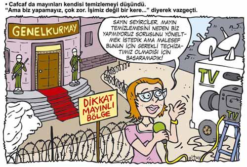 Aylık Mizah dergisi Cafcaf'ın Haziran sayısında darbe anayasasının değiştirilememesini kapağına aldı. Haziran bitti bitecek bir adım atılmadı. Eski Anayasa yerinde CafCaf bayilerde sizi bekliyor.