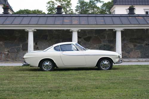 Volvo P1800 modern çağa ayak uydurdu
