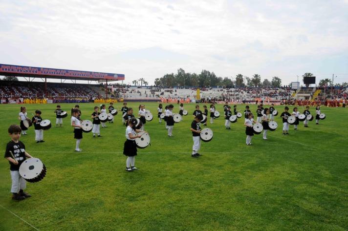 Mersin'de 23 Nisan Ulusal Egemenlik ve Çocuk Bayramı çeşitli etkinliklerle kutlandı.